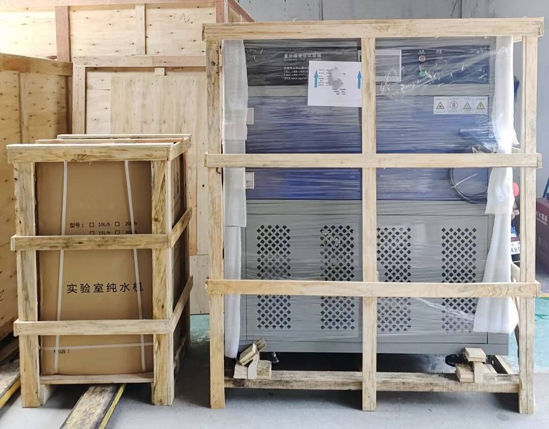 紫外線耐候老化箱發(fā)貨杭州電梯客戶公司